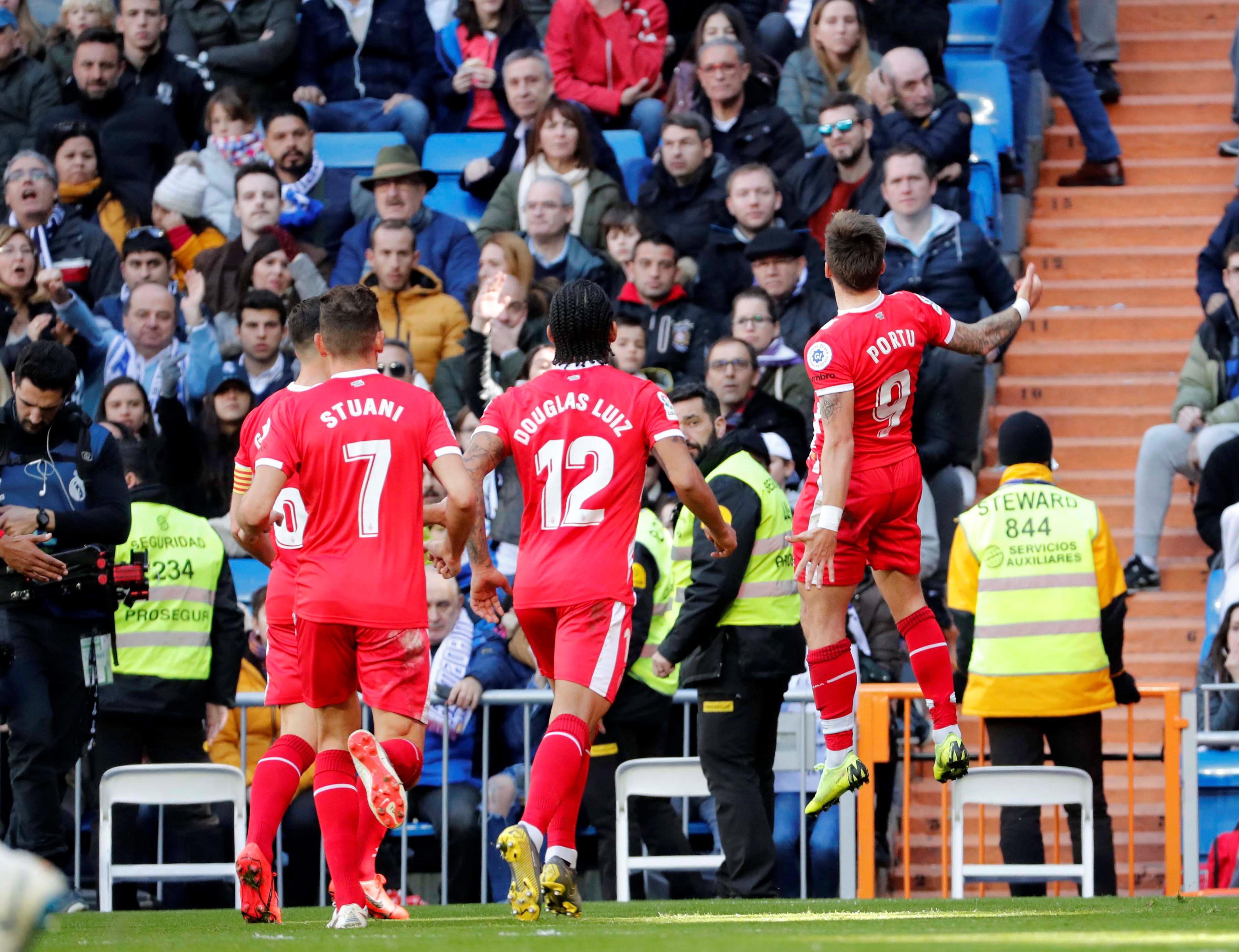以带领国足 以带领国足